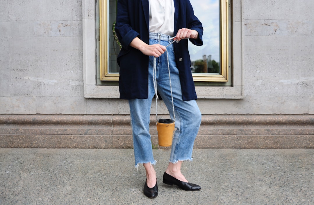 casual outfit heels